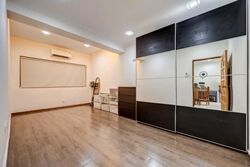 Peakview Estate (D16), Terrace #581900821